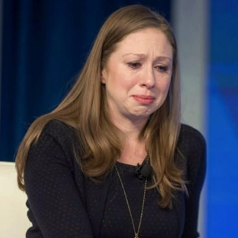 chelsea Clinton emotional moment